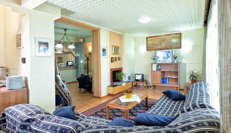 Keletron Hotel