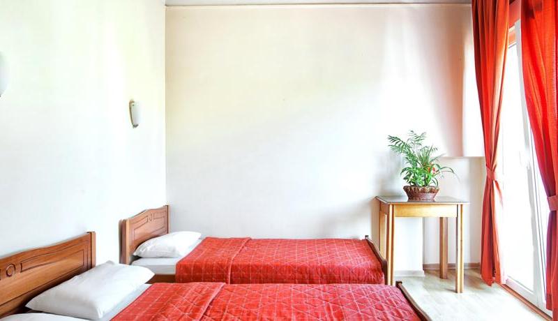 Keletron Hotel