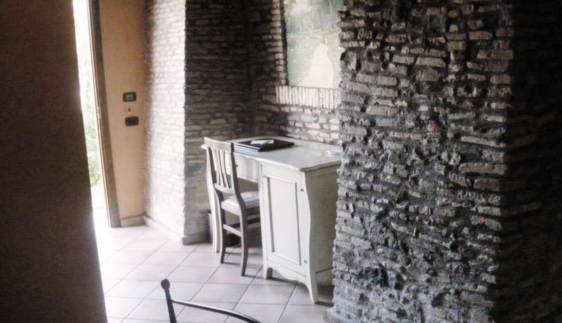 Relais Castrum Boccea Hotel