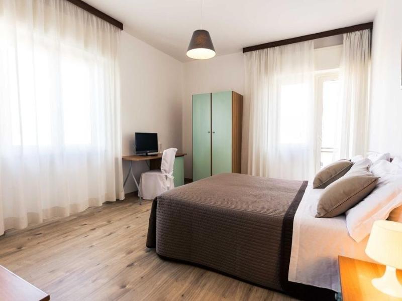 Hotel Antagos