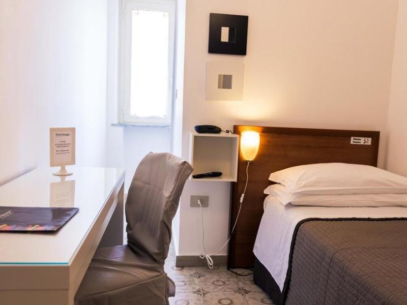 Hotel Antagos