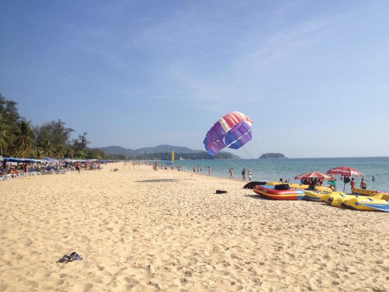 Lap Roi Karon Beachfront