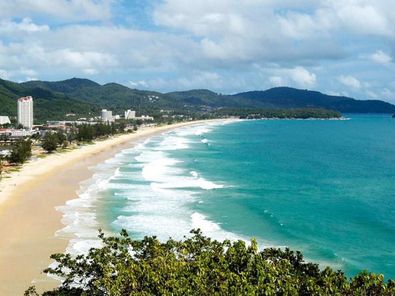 Lap Roi Karon Beachfront