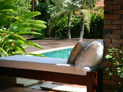 Chaw Ka Cher Tropicana Lanta Resort