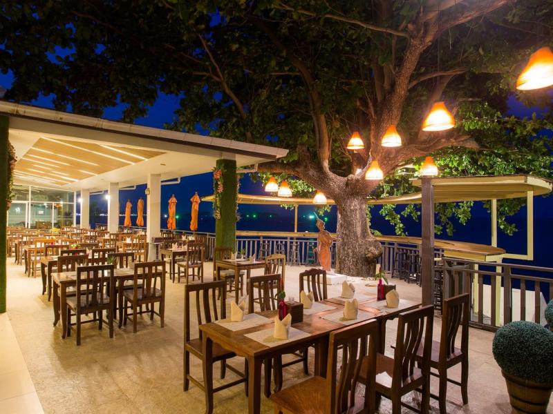 Chaweng Cove Beach Resort