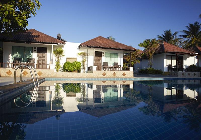 Chaweng Cove Beach Resort