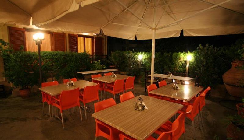 Ellopia Hotel