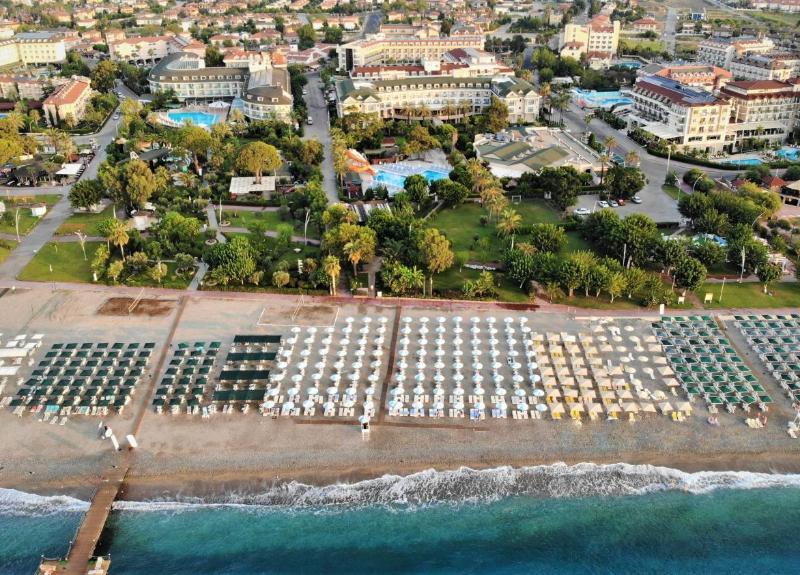 Lucida Beach Hotel