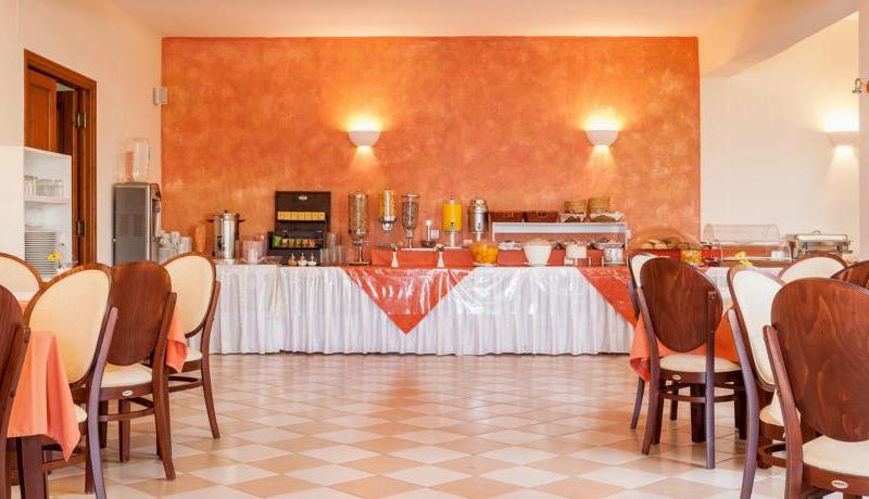Aeolos Hotel