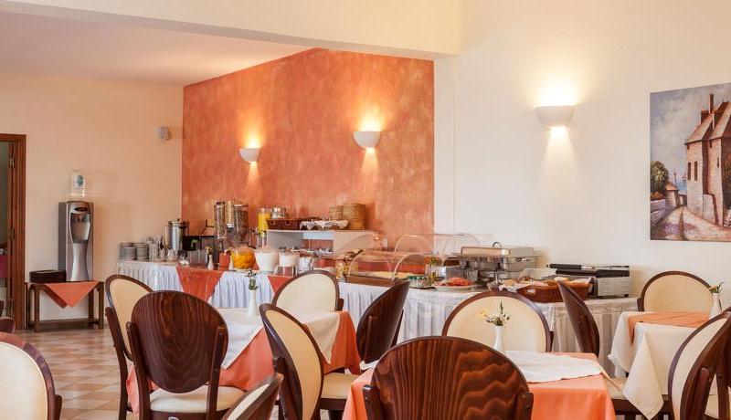 Aeolos Hotel