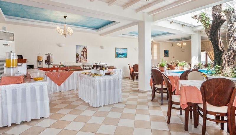 Aeolos Hotel