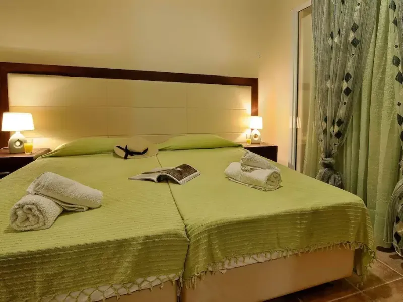 Fouxia Apartments And Studios