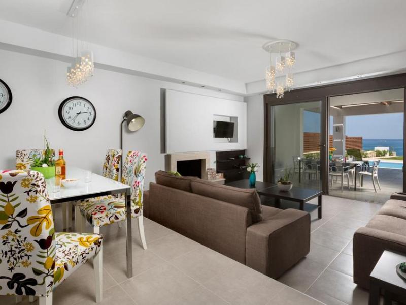 Antonoglou Beach Villa Lachania