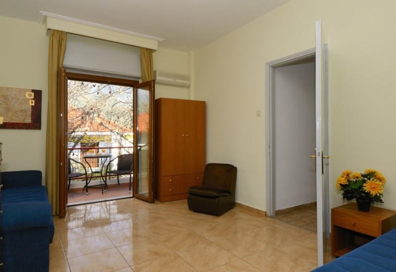 Izela Hotel