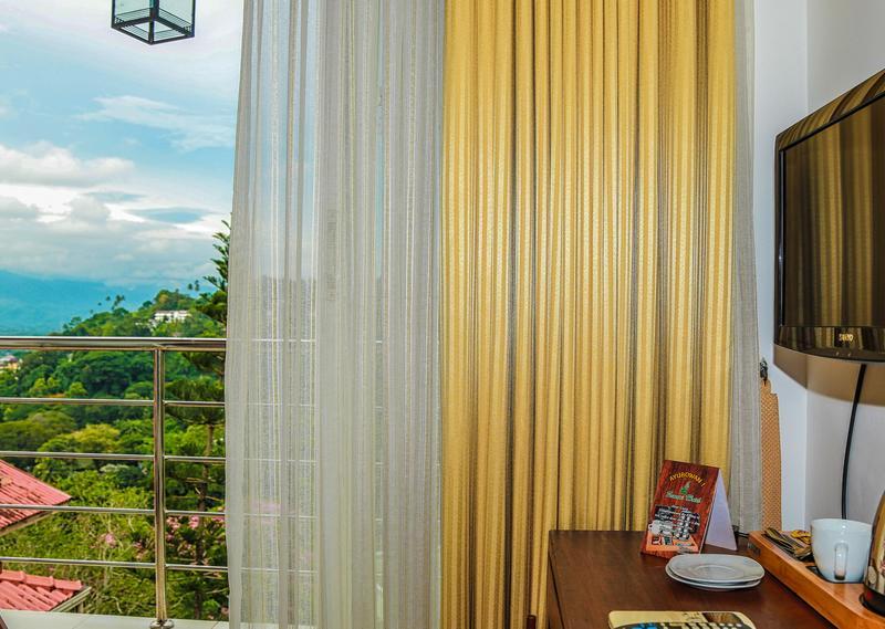 Senani Hotel by Oak Ray