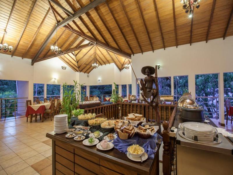 Senani Hotel by Oak Ray