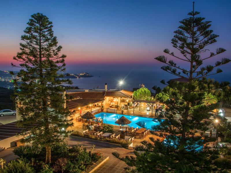 Spiros-Soula Family Hotel & Apartments