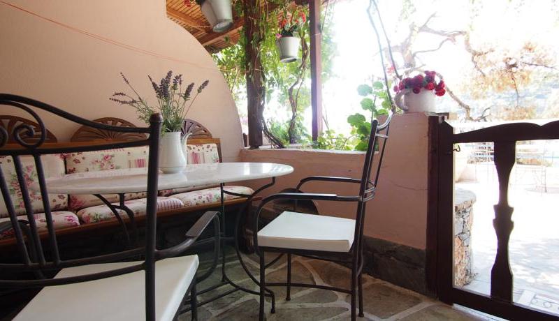 Liadromia Hotel