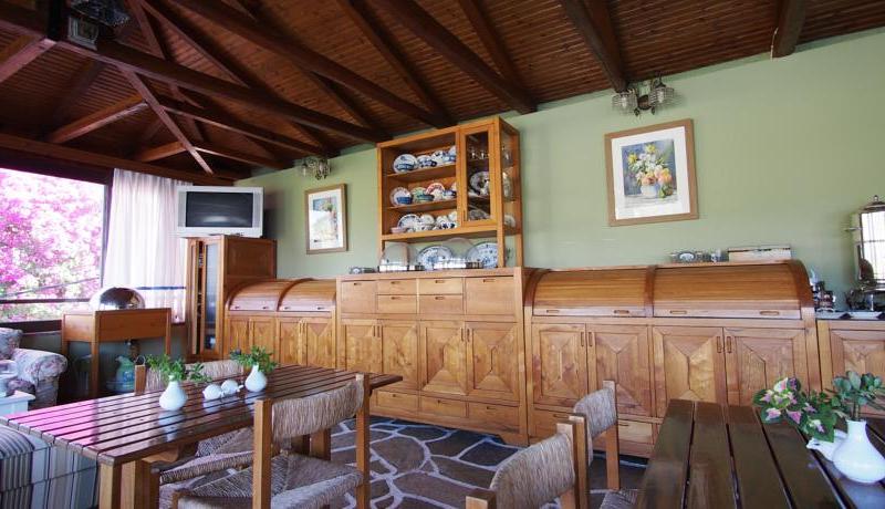 Liadromia Hotel