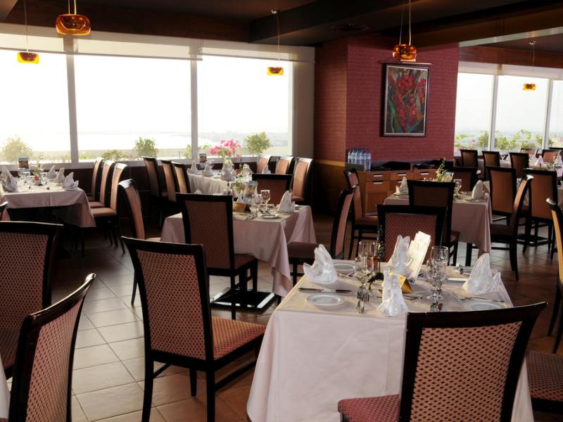 Al Diar Capital Hotel