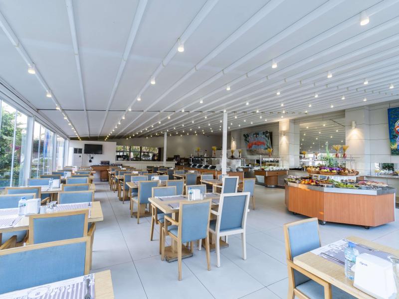 Dragut Point North Hotel