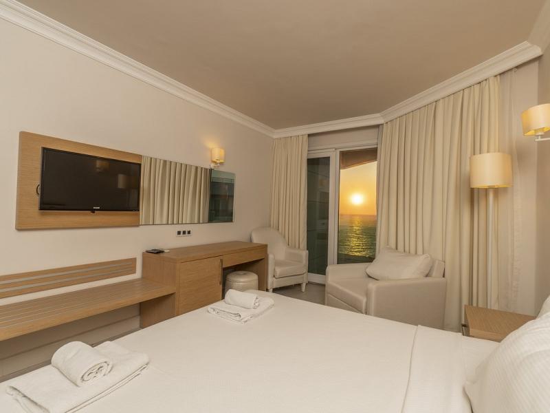 Dragut Point South Hotel