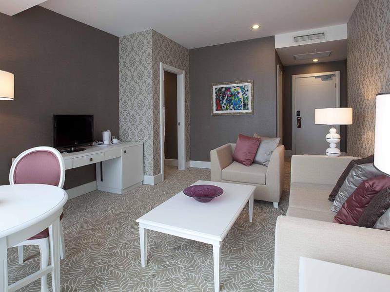 Qafqaz Baku City Hotel & Residences