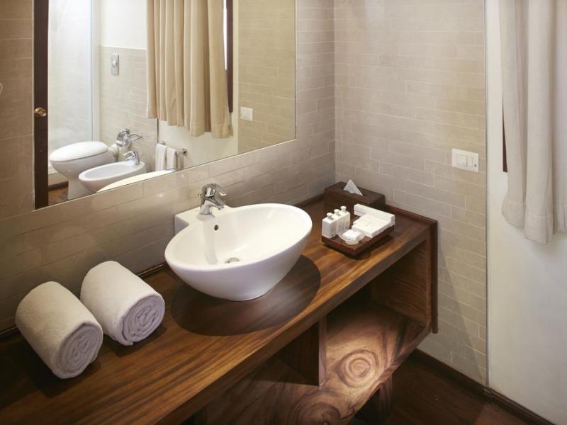 Occidental Paradise Dambulla