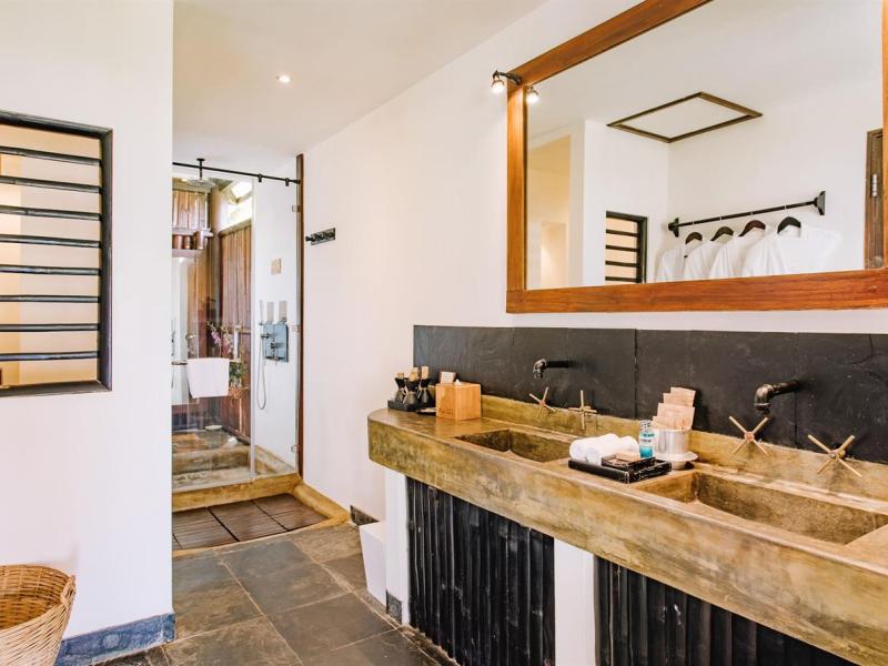 Chen Sea Resort & Spa