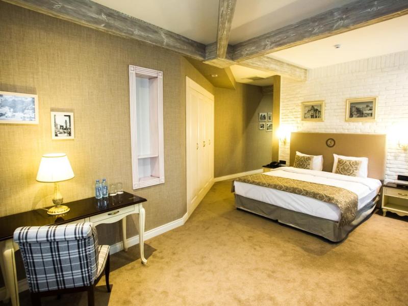 Sapphire Marine Hotel