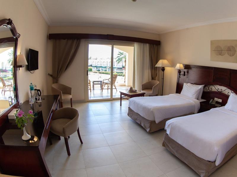 Brayka Bay Resort