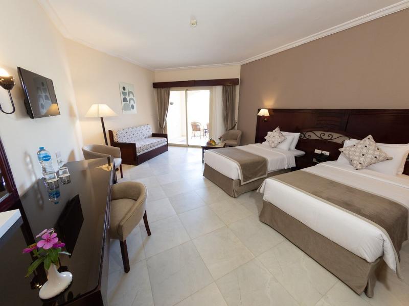 Brayka Bay Resort