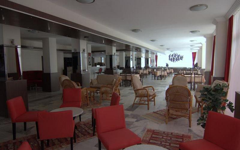 Kalamaki Beach Hotel