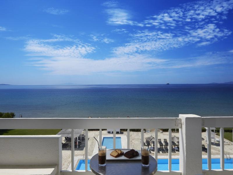 Tinos Beach Hotel