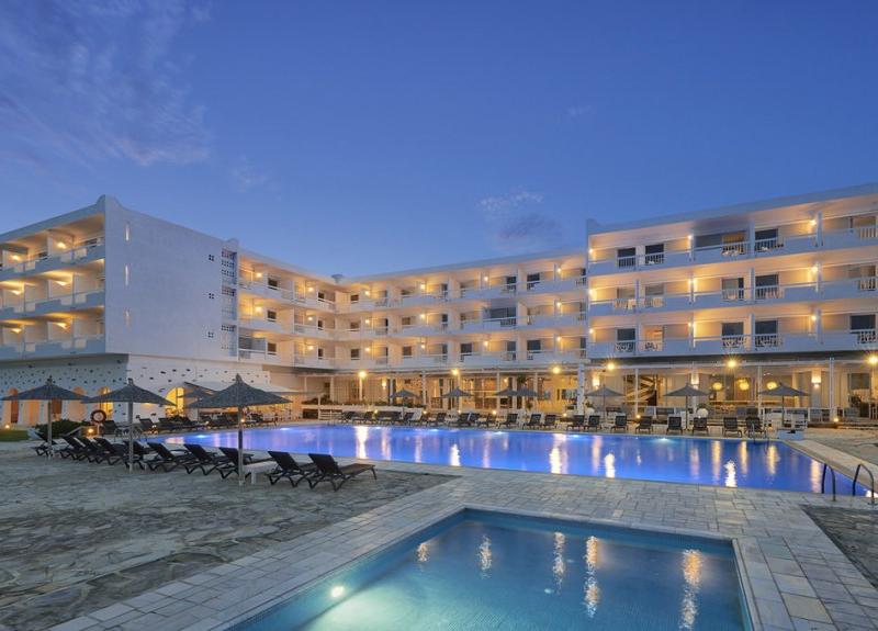 Tinos Beach Hotel