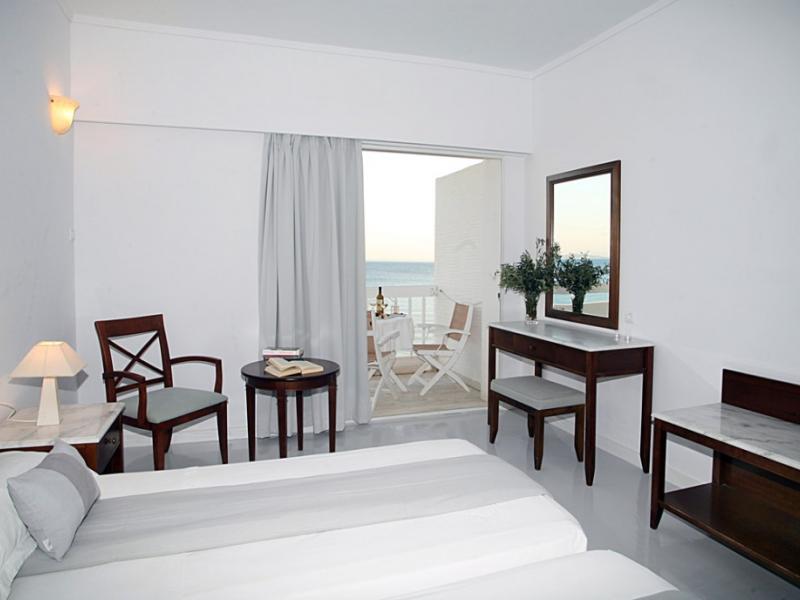 Tinos Beach Hotel