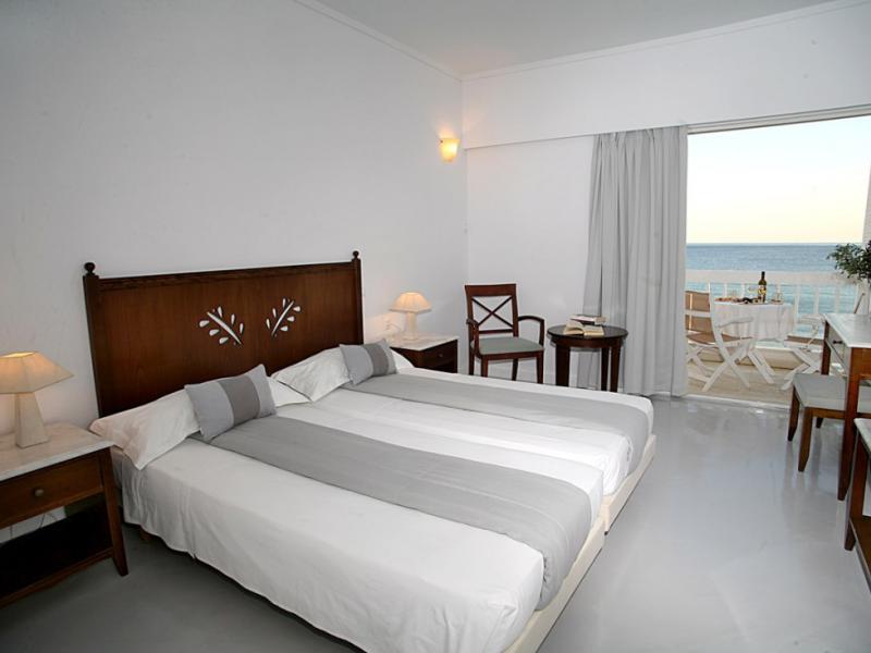 Tinos Beach Hotel