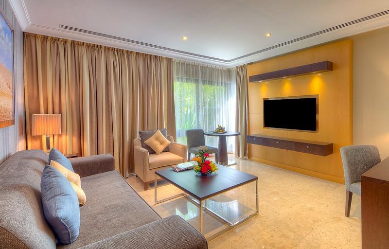 Dubai Marine Beach Resort & Spa