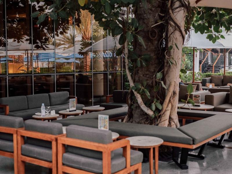 Dubai Marine Beach Resort & Spa