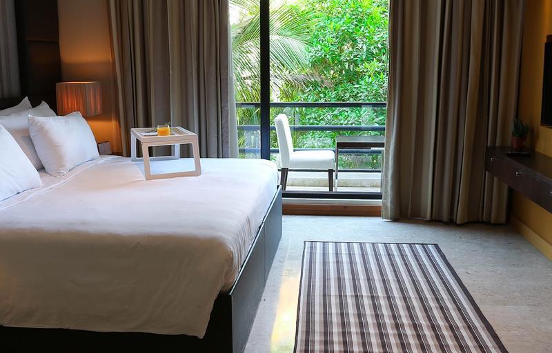 Dubai Marine Beach Resort & Spa