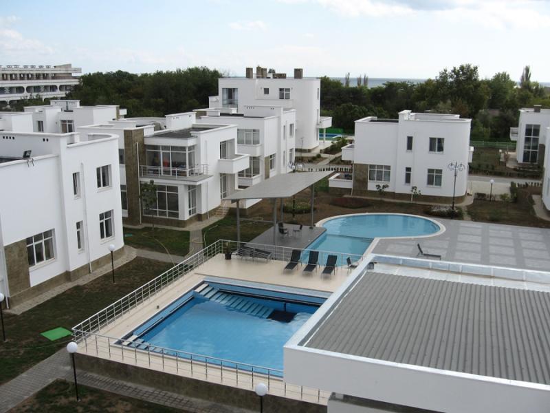 Невский берег