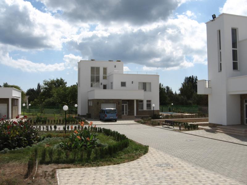 Невский берег