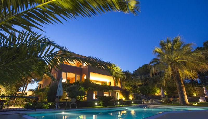 Kommeno Castle Luxury Villa 