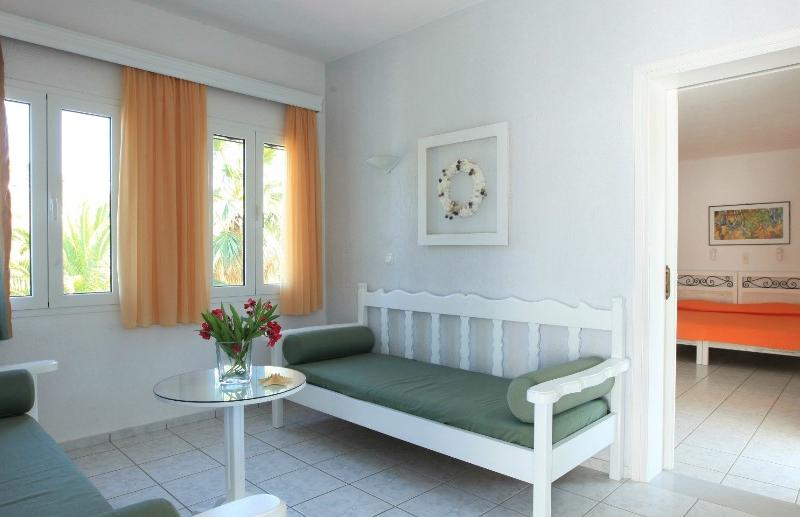 Ostria Hotel & Apartments