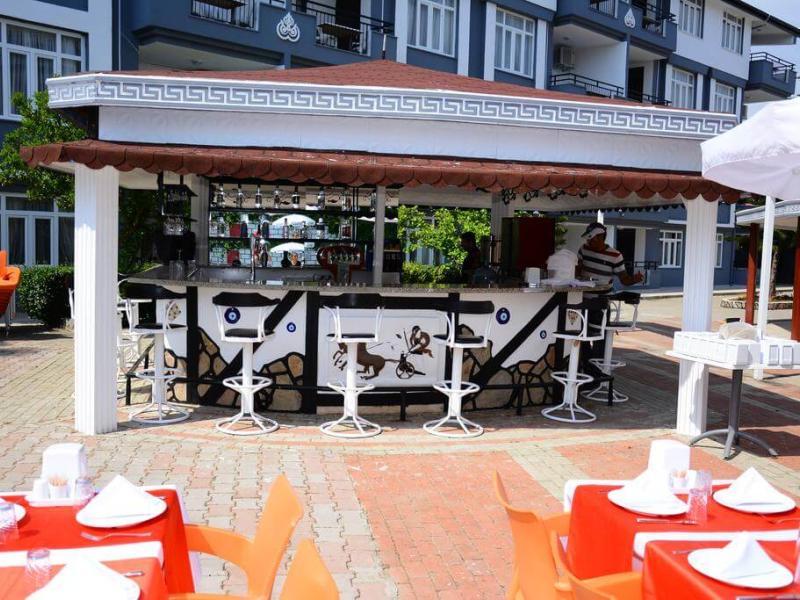 Andros Family Club