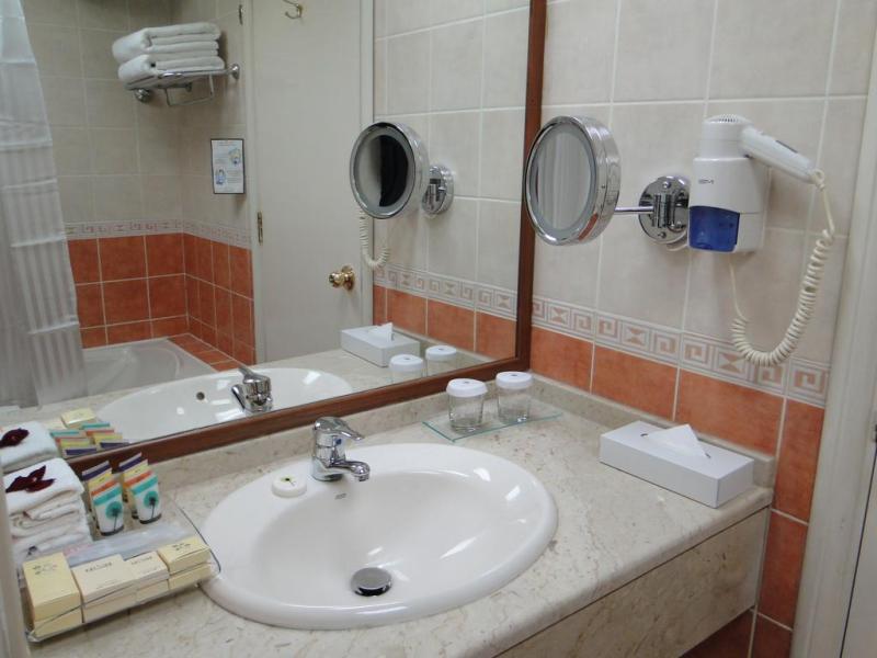 Al Diar Mina Hotel