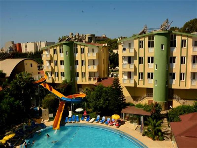 Melissa Garden Apart