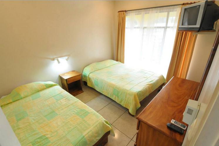 Hotel & Villas Huetares