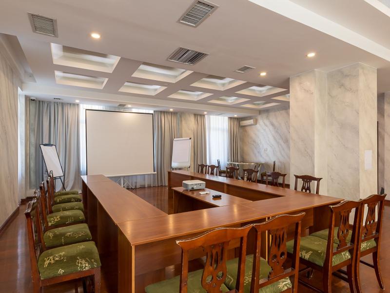 Renion Residence Hotel