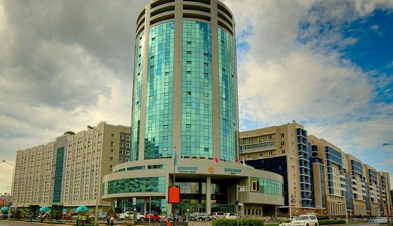 Diplomat Hotel & Business Center